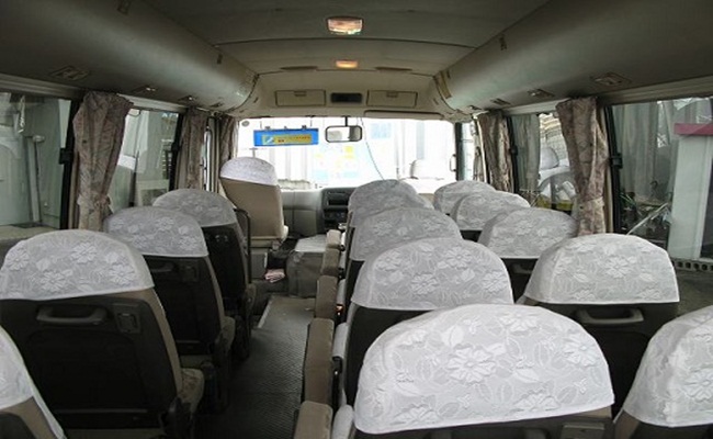 20 Seater Mitsubishi bus